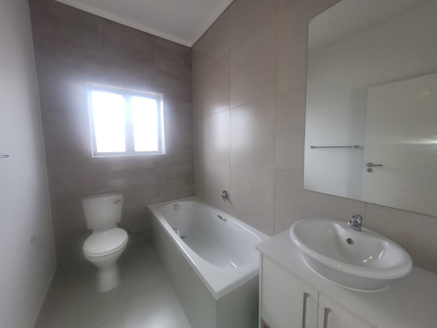 3 Bedroom Property for Sale in Mooikloof Country Estate Western Cape